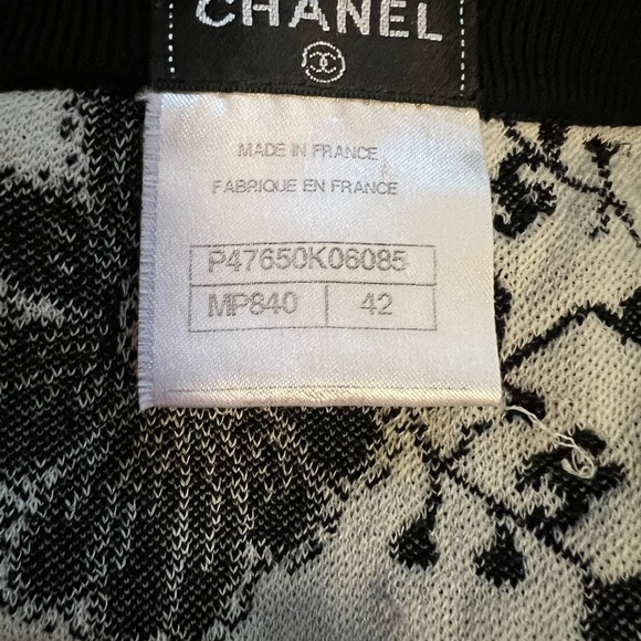 Chanel sweater from 2014 Resort Collection - Picture 8 of 12